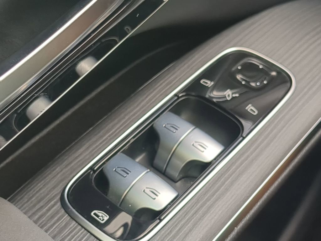 Certified 2023 Mercedes-Benz EQS 580 4MATIC SUV image 11