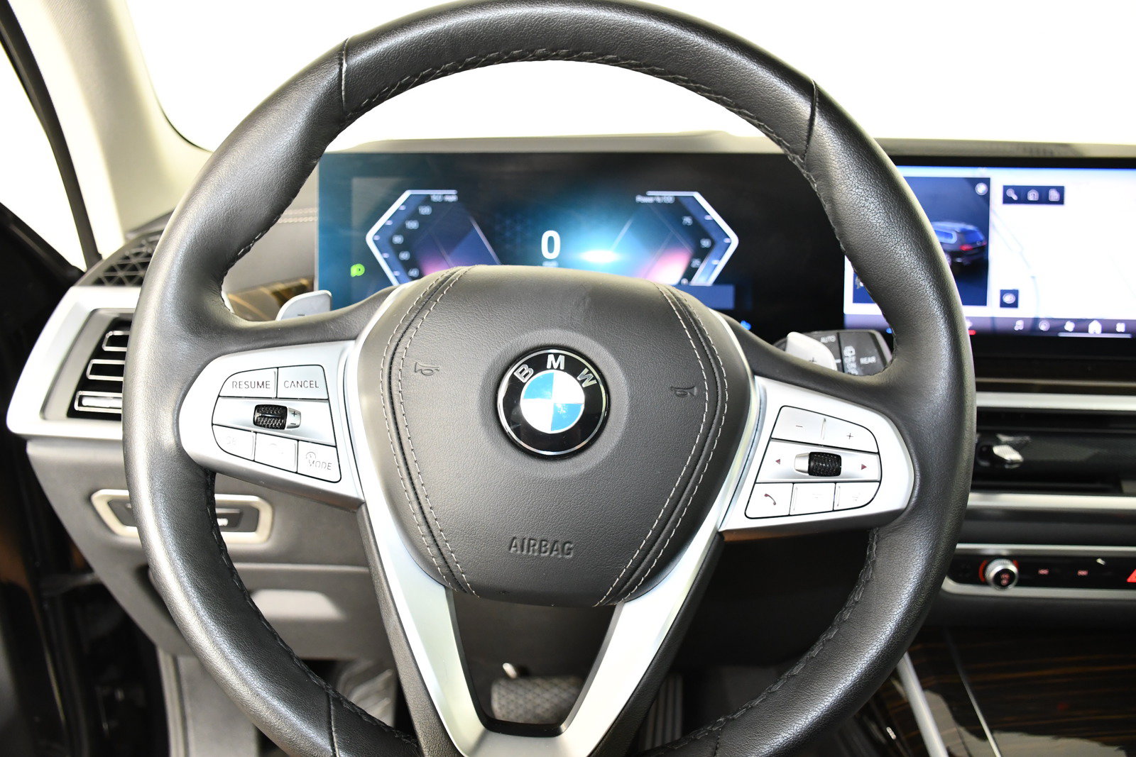 Used 2026 BMW X7 xDrive40i AWD/4WD image 19