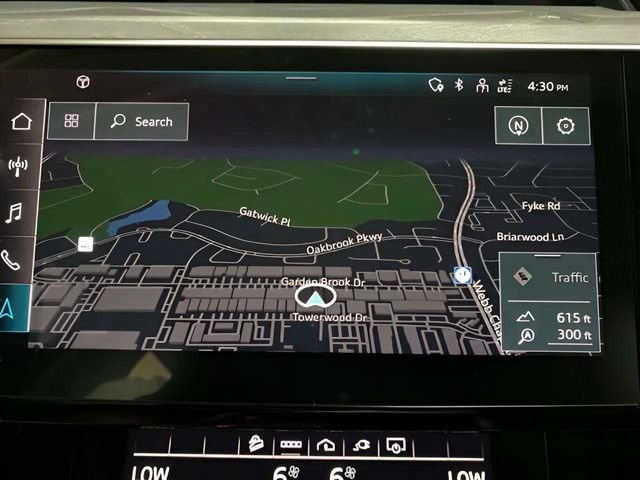 Used 2024 Audi Q8 e-tron Premium AWD/4WD image 43