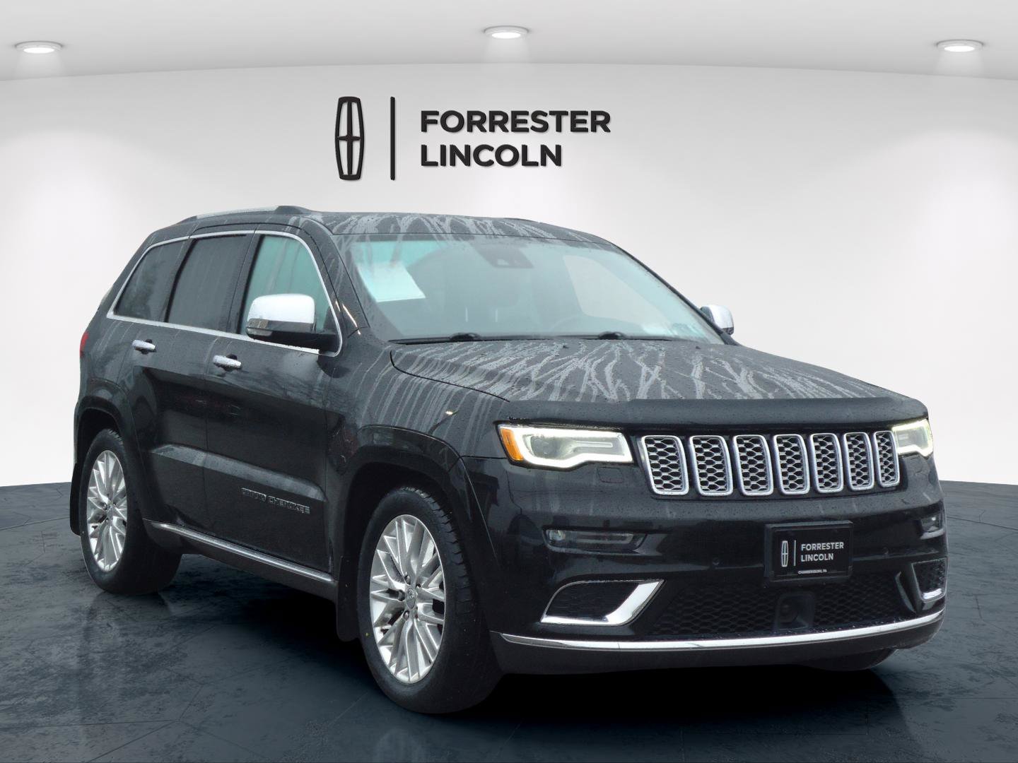 Used 2017 Jeep Grand Cherokee Summit AWD/4WD image 1