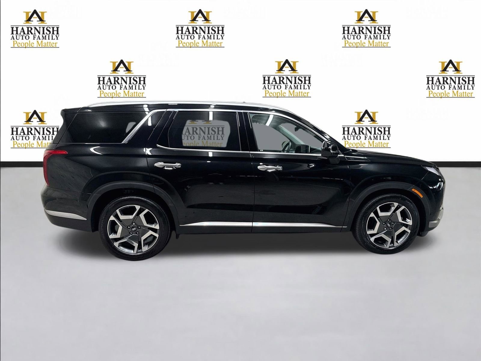 Used 2023 Hyundai Palisade Limited AWD/4WD image 5