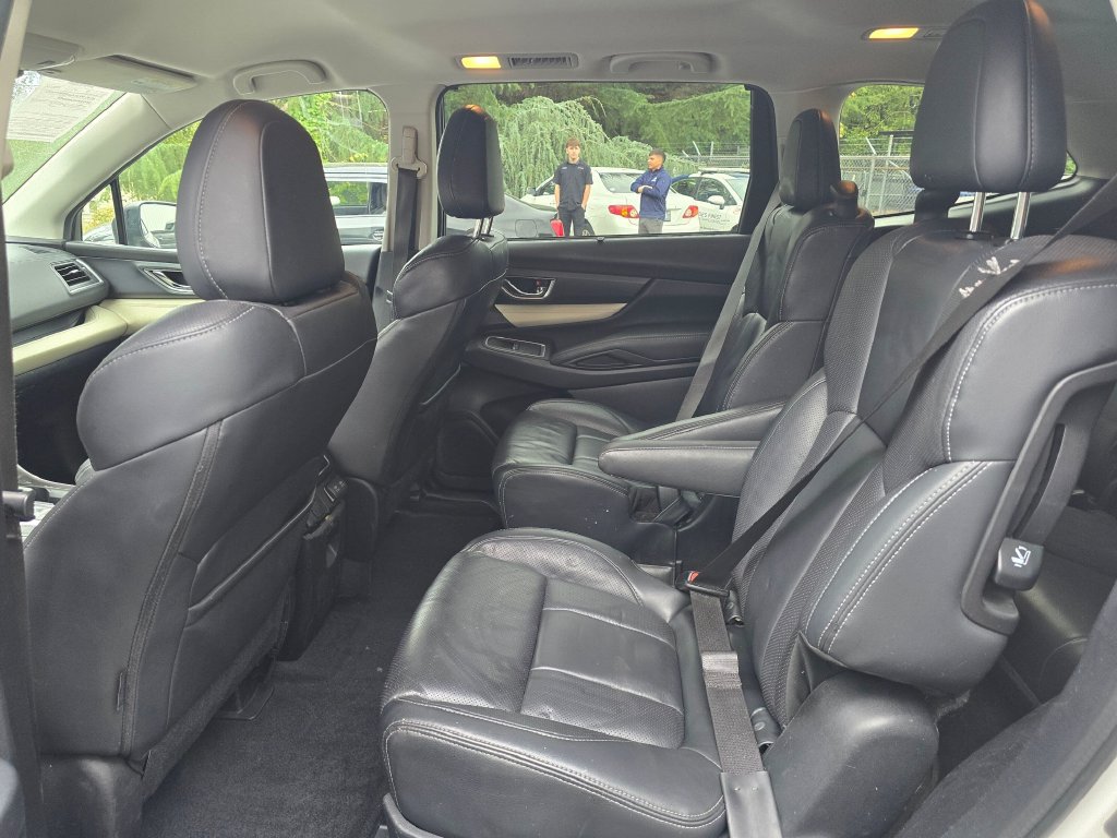 Used 2020 Subaru Ascent Limited w/ Popular Package #4 AWD/4WD image 10