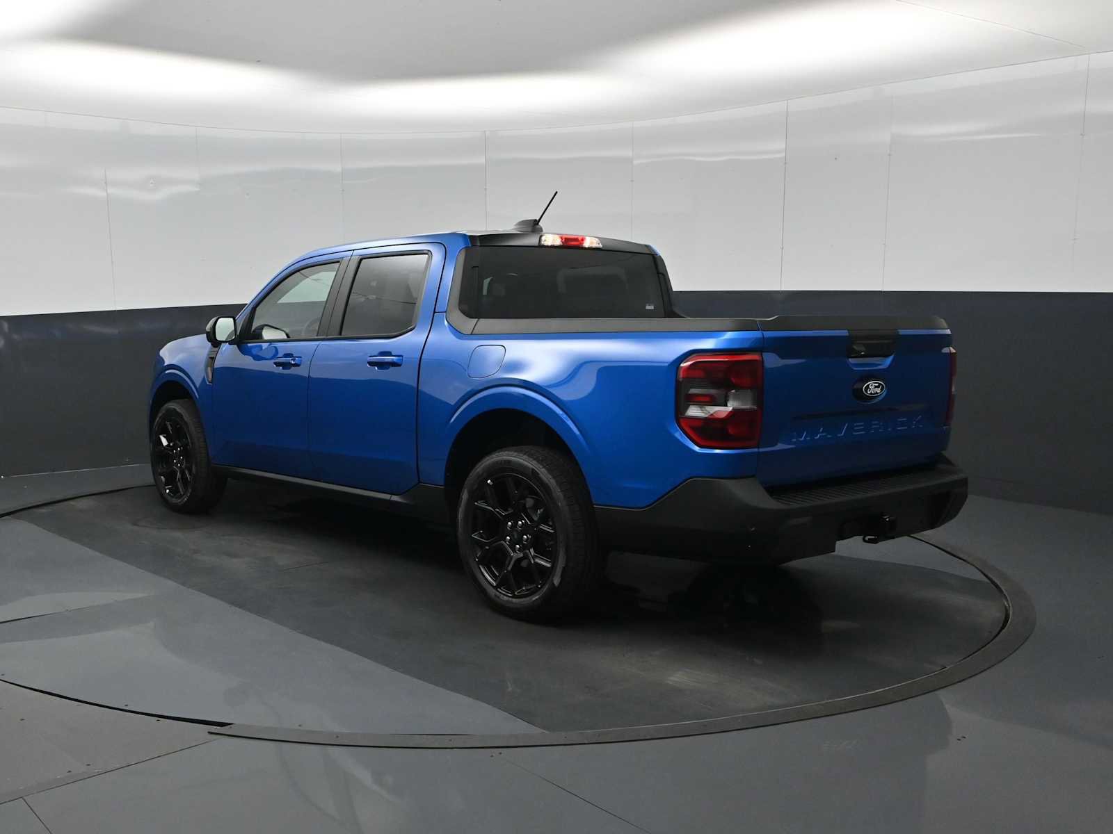 New 2026 Ford Maverick Lariat w/ Black Appearance Package image 6