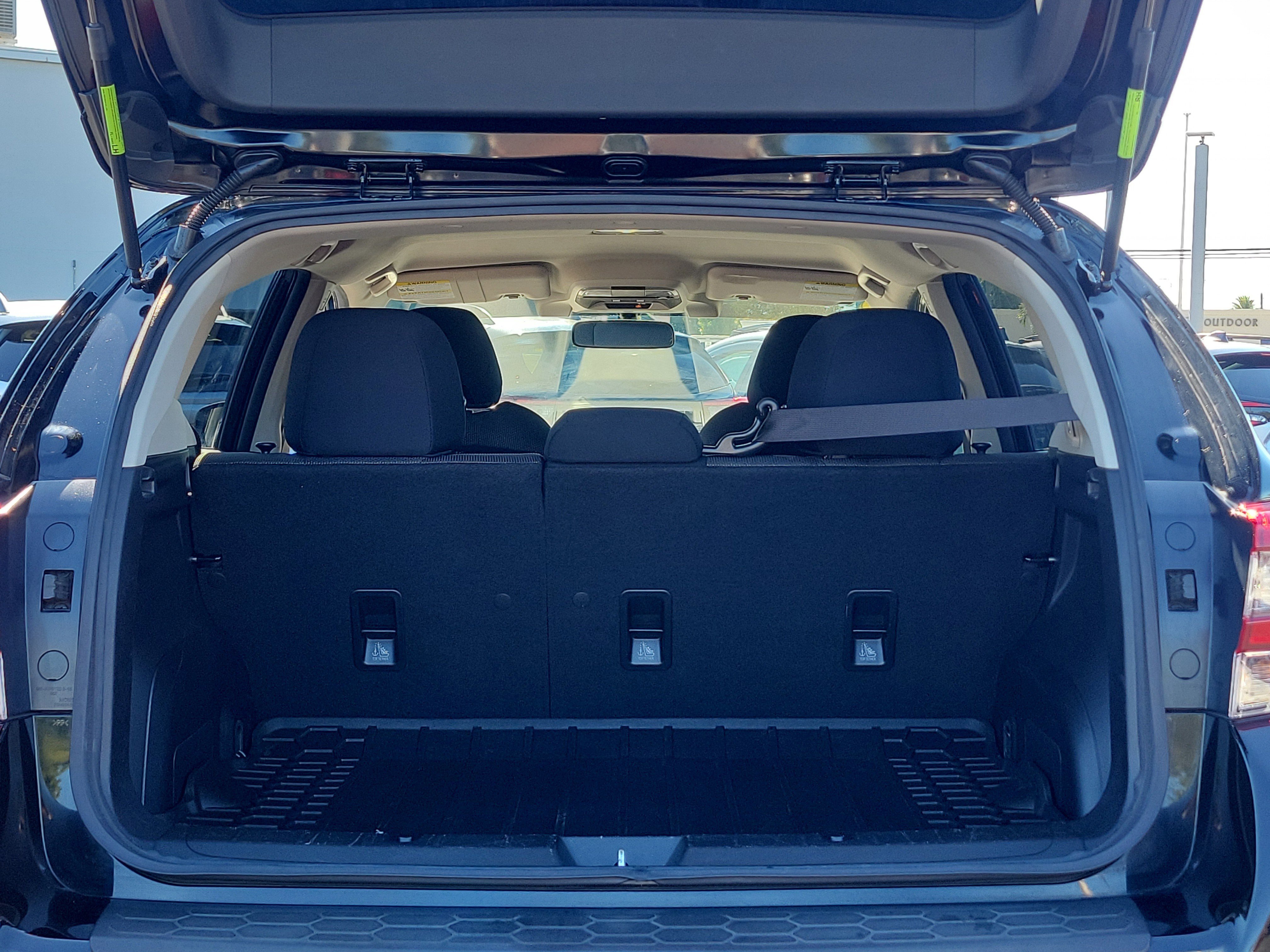 Certified 2023 Subaru Crosstrek 2.0i image 12