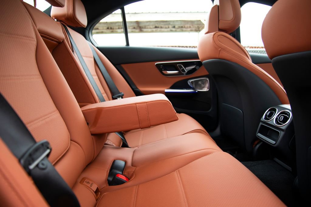 New 2026 Mercedes-Benz C 300 4MATIC Sedan image 14