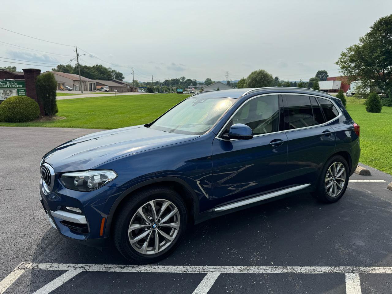 Used 2019 BMW X3 sDrive30i w/ Driving Assistance Package RWD image 3