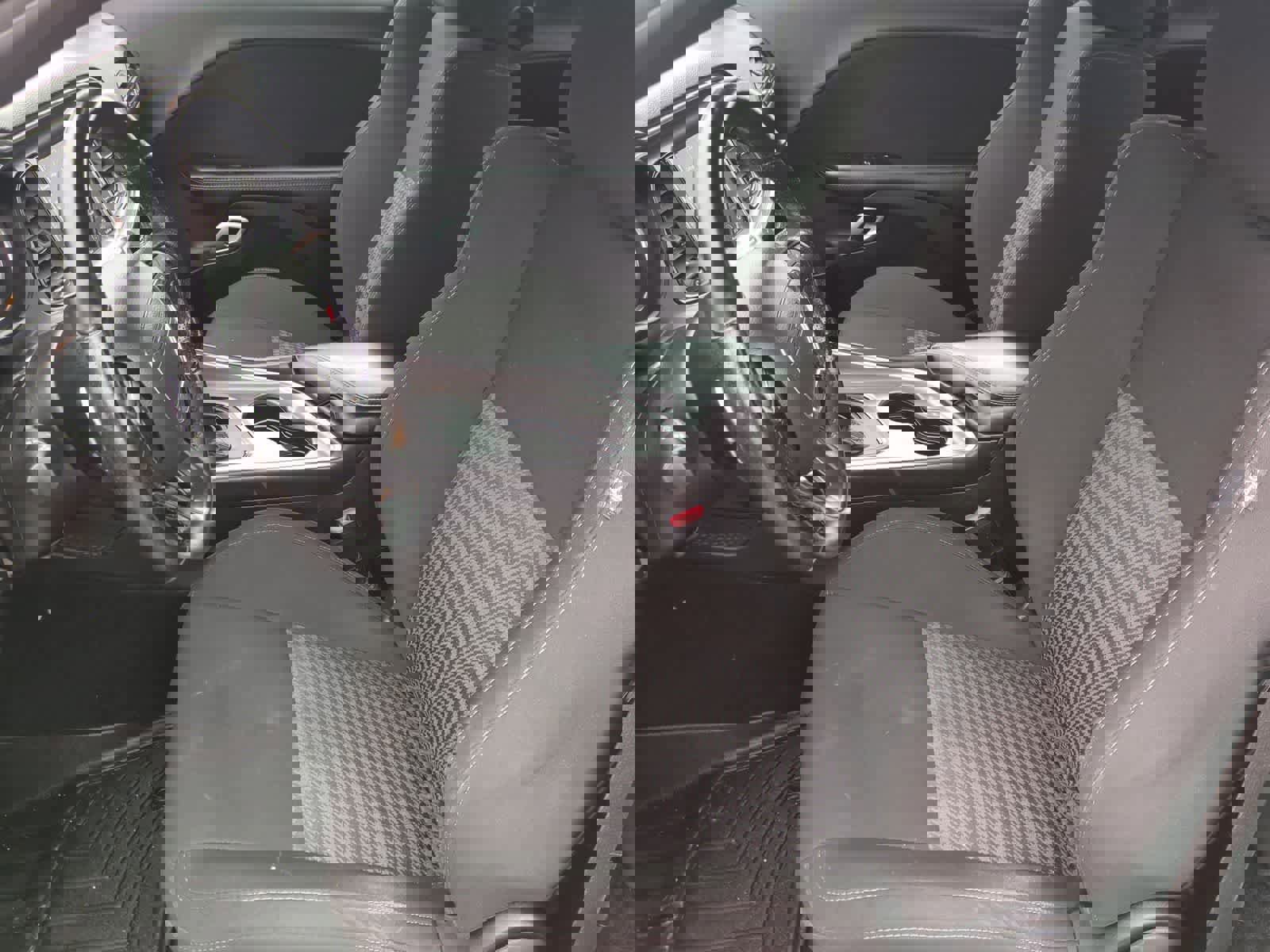 Used 2022 Dodge Challenger R/T w/ Driver Convenience Group image 16