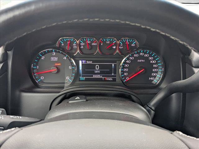 Used 2020 Chevrolet Suburban LT w/ Luxury Package image 11