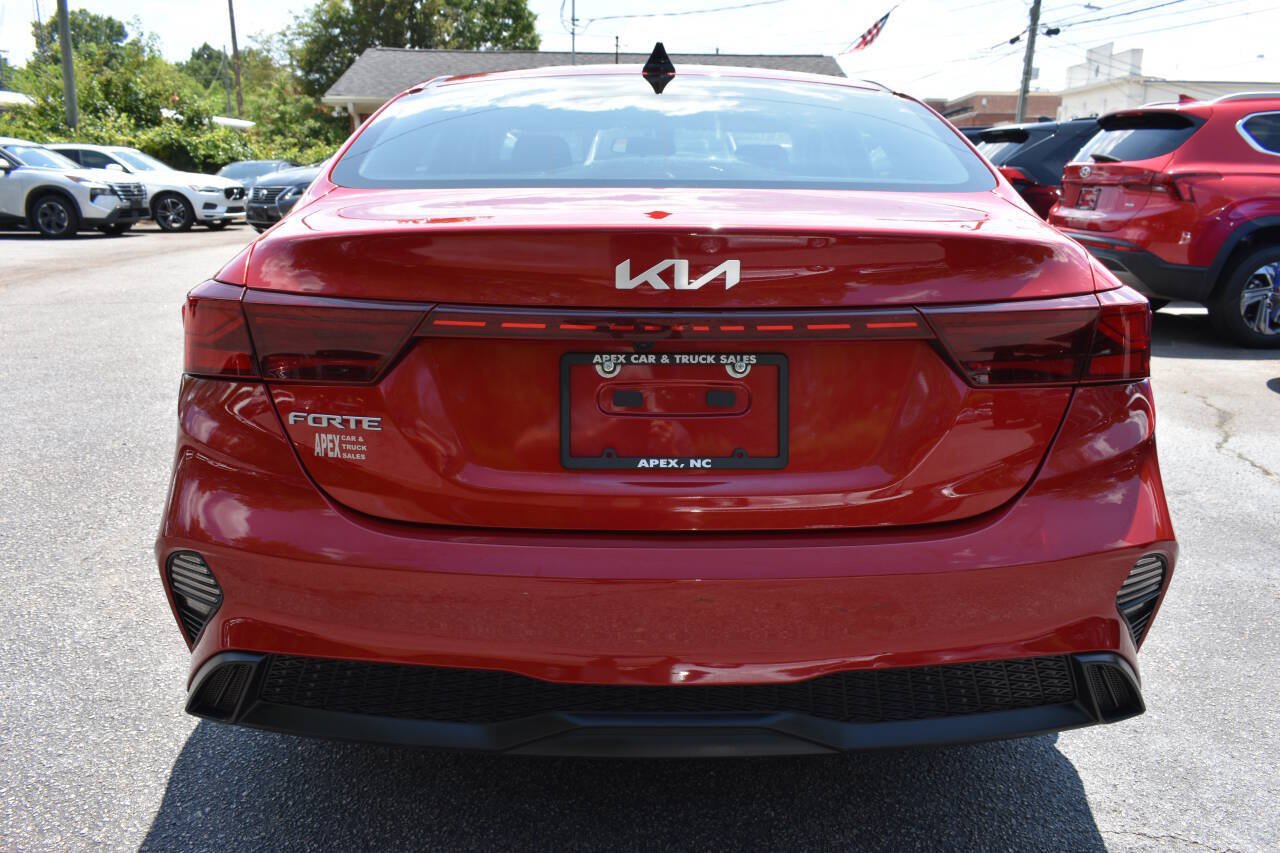 Used 2023 Kia Forte LXS FWD image 6