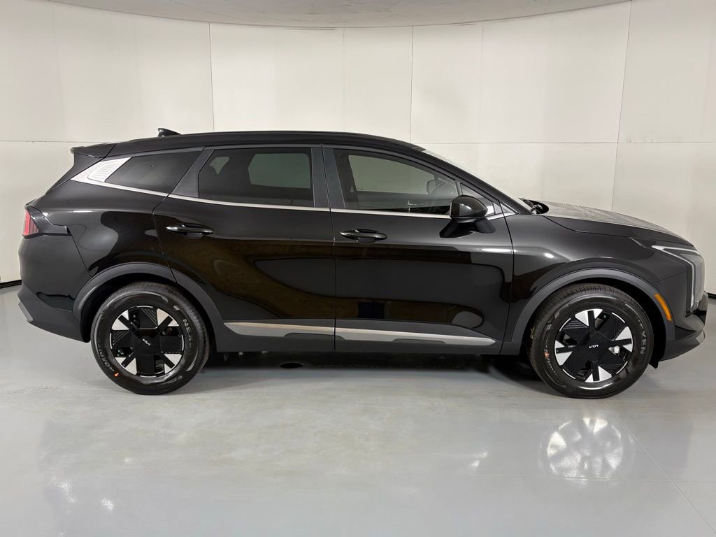New 2026 Kia Sportage LX image 9