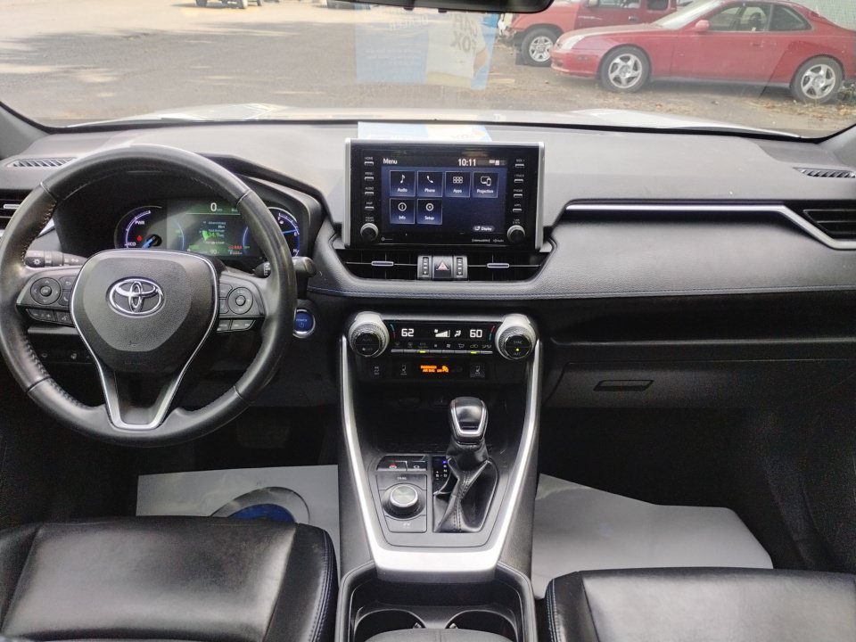 Used 2020 Toyota RAV4 XSE w/ XSE Grade Weather Package AWD/4WD image 24