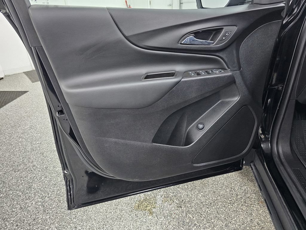 Used 2024 Chevrolet Equinox LT w/ LPO, Floor Liner Package AWD/4WD image 13