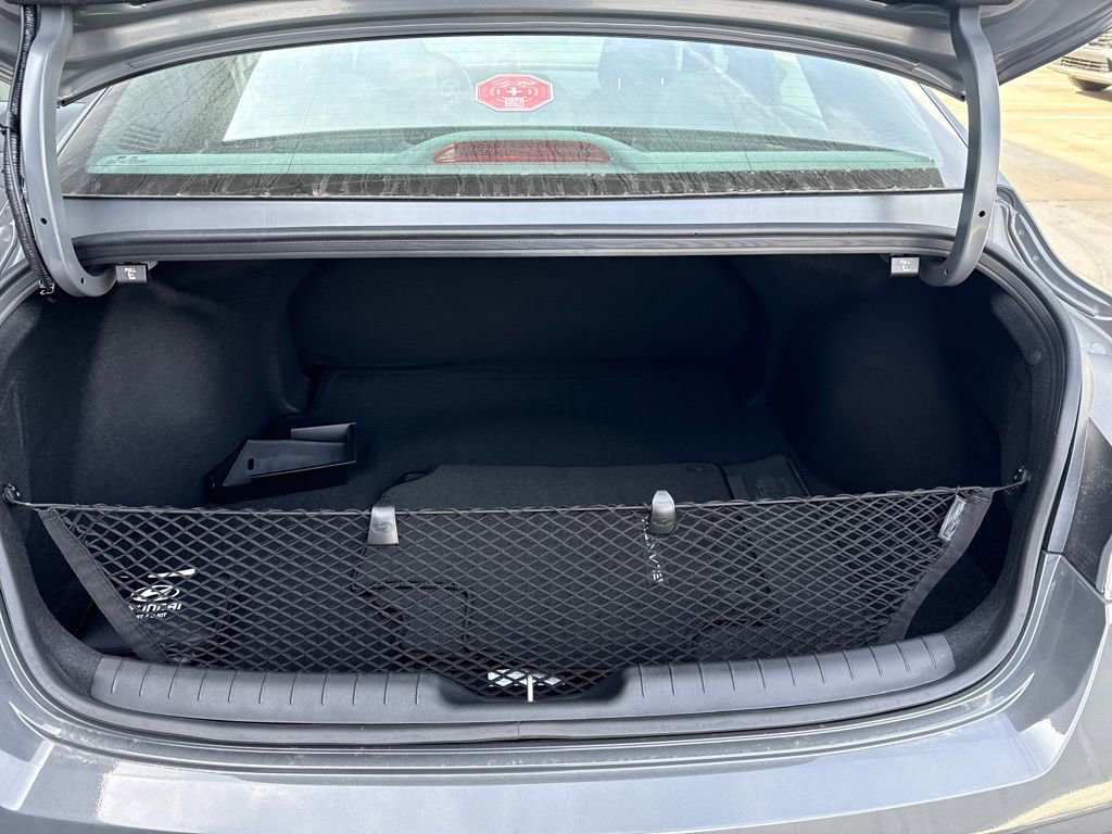 New 2026 Hyundai Elantra Sport FWD image 19