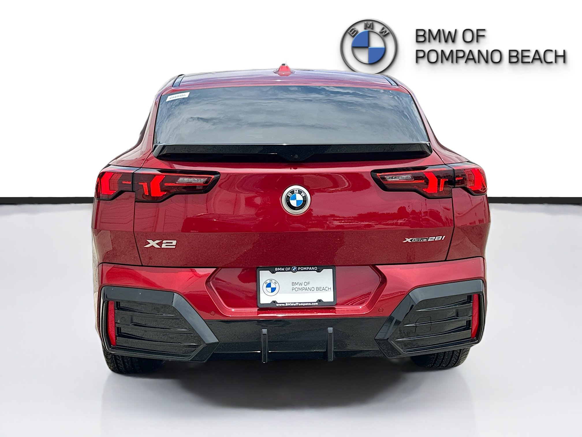 New 2026 BMW X2 xDrive28i w/ M Sport Package AWD/4WD image 5