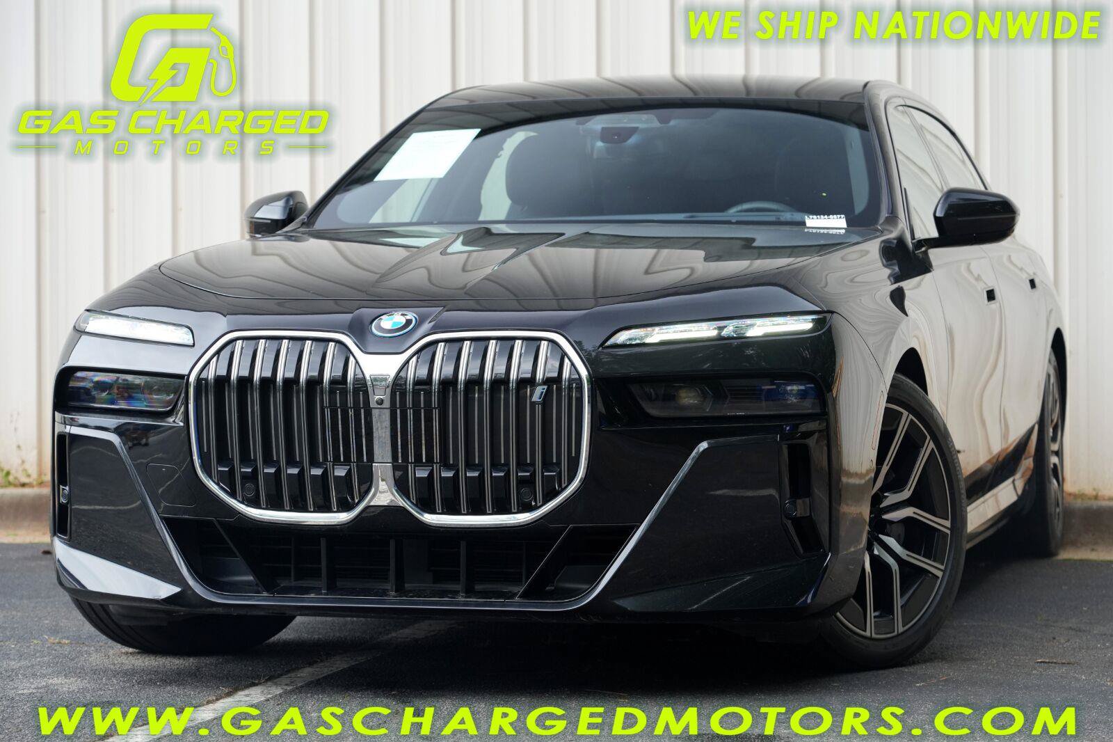 Used 2023 BMW i7 xDrive60 w/ Executive Package 2 AWD/4WD image 1
