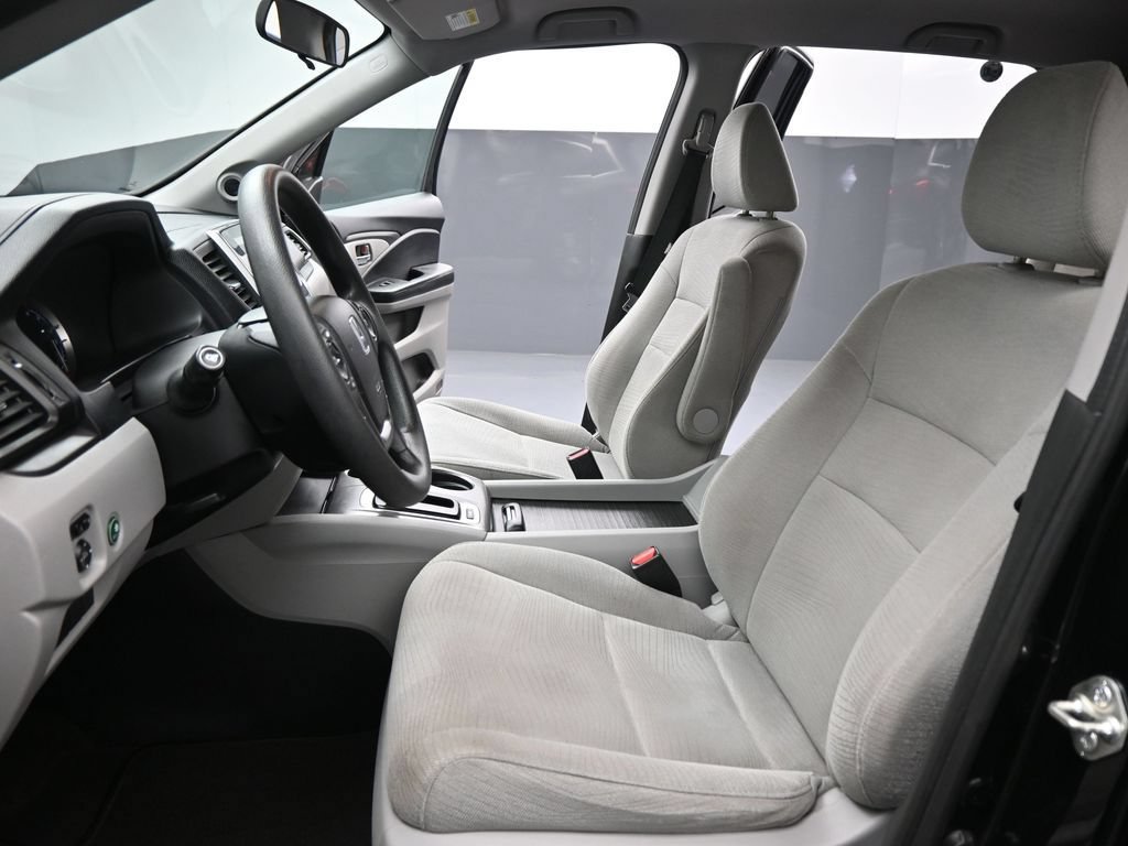 Used 2017 Honda Pilot EX image 8