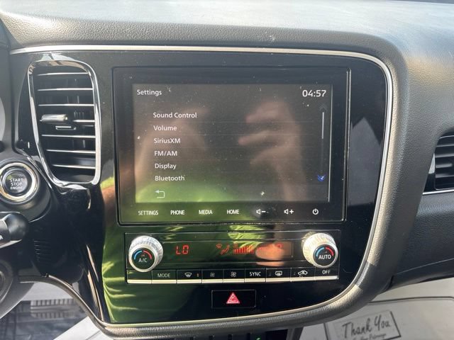Used 2020 Mitsubishi Outlander SE FWD image 13