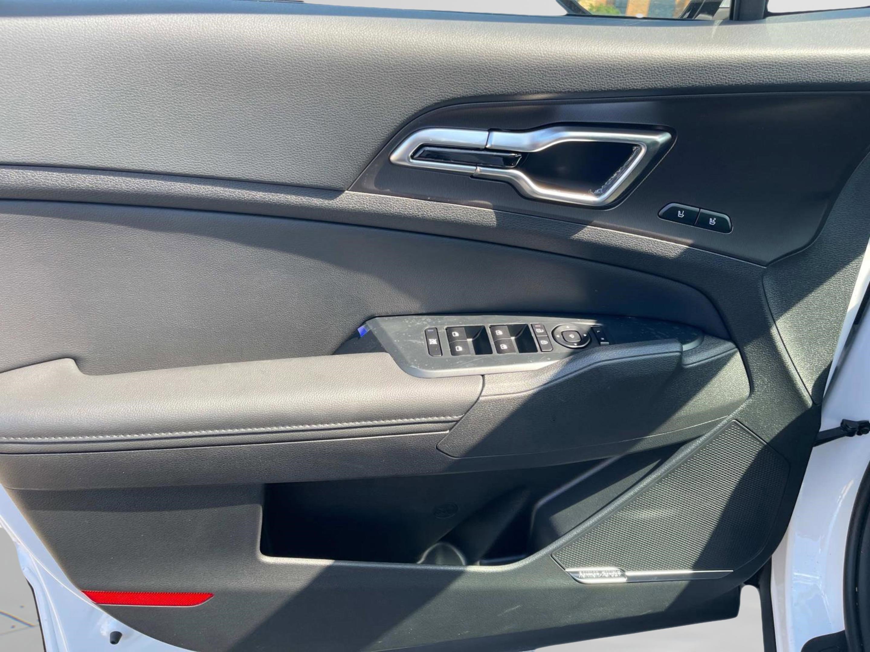 New 2026 Kia Sportage SX image 21