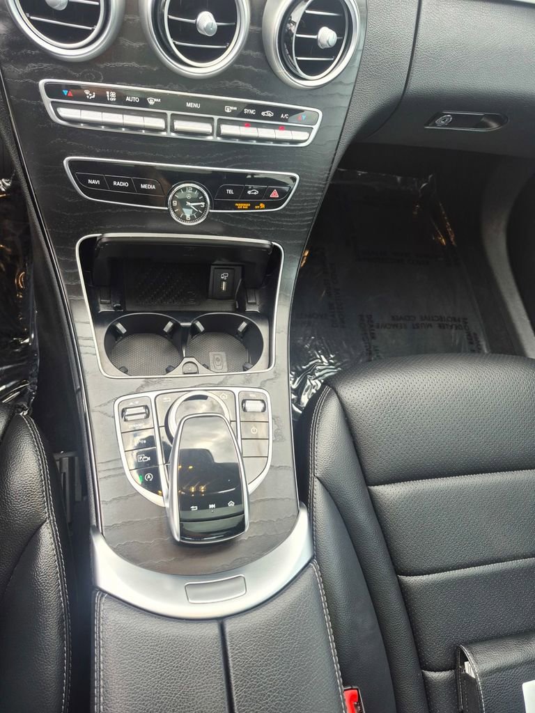Used 2021 Mercedes-Benz C 300 Sedan w/ Premium Package image 18