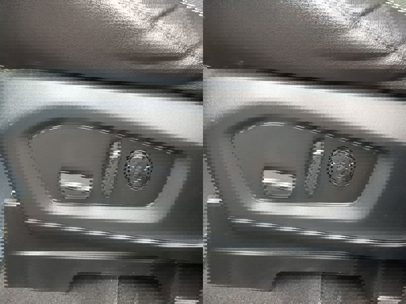 Used 2022 Ford Explorer ST w/ Equipment Group 401A image 17