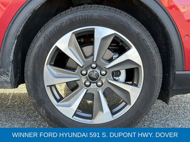 Certified 2024 Ford Escape Platinum w/ Premium Technology Package image 8