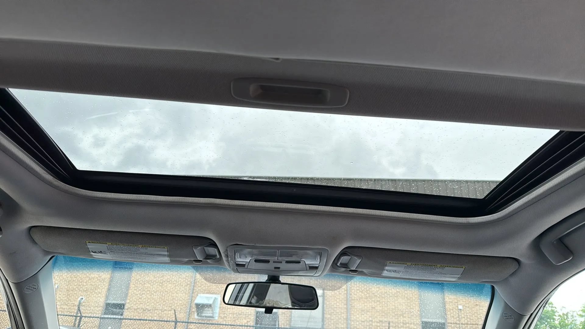 Used 2014 Toyota Camry SE w/ Moonroof Package FWD image 26