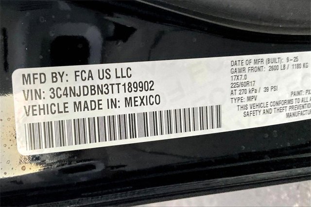 New 2026 Jeep Compass Latitude image 13