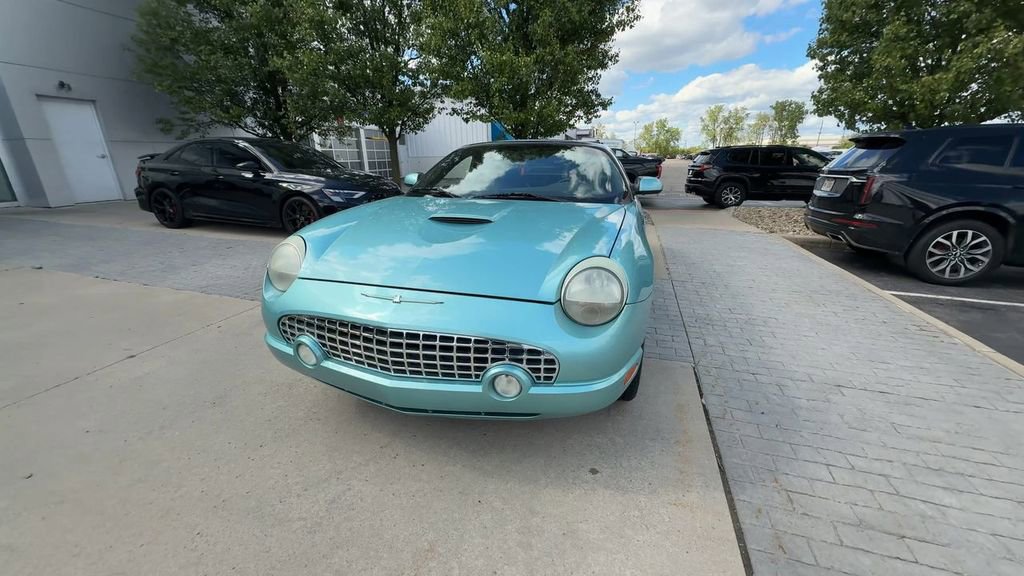 Used 2002 Ford Thunderbird RWD image 3