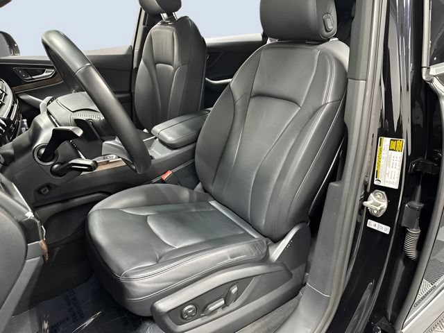 Used 2017 Audi Q7 3.0T Premium Plus AWD/4WD image 28