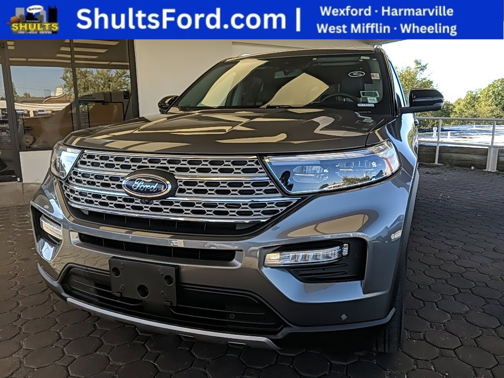 Used 2022 Ford Explorer Limited w/ Limited Technology Package