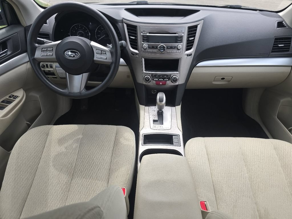 Used 2011 Subaru Outback 2.5i AWD/4WD image 16