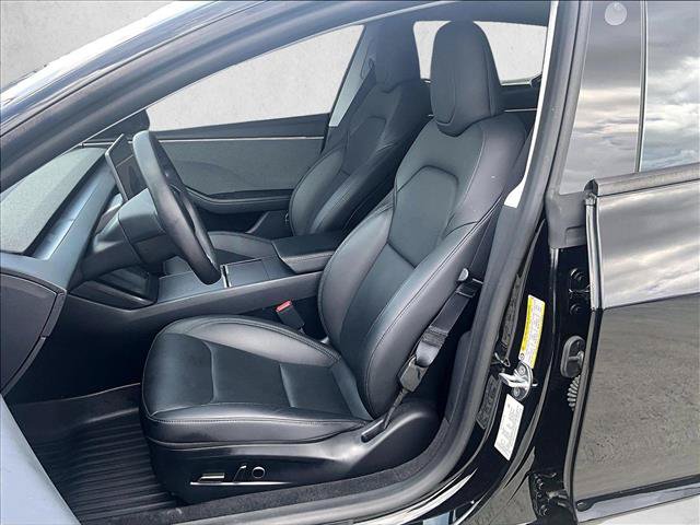 Used 2025 Tesla Model 3 RWD image 24