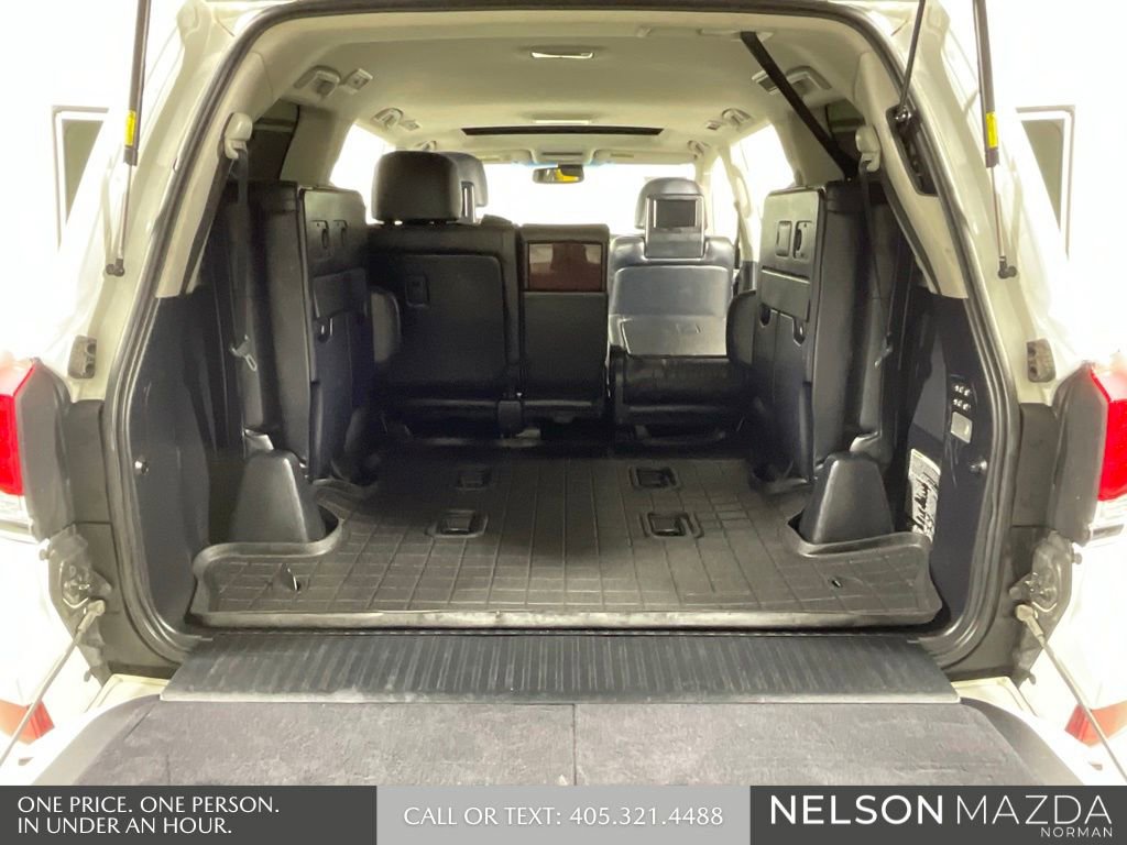 Used 2013 Lexus LX 570 4WD w/ Luxury Pkg image 13
