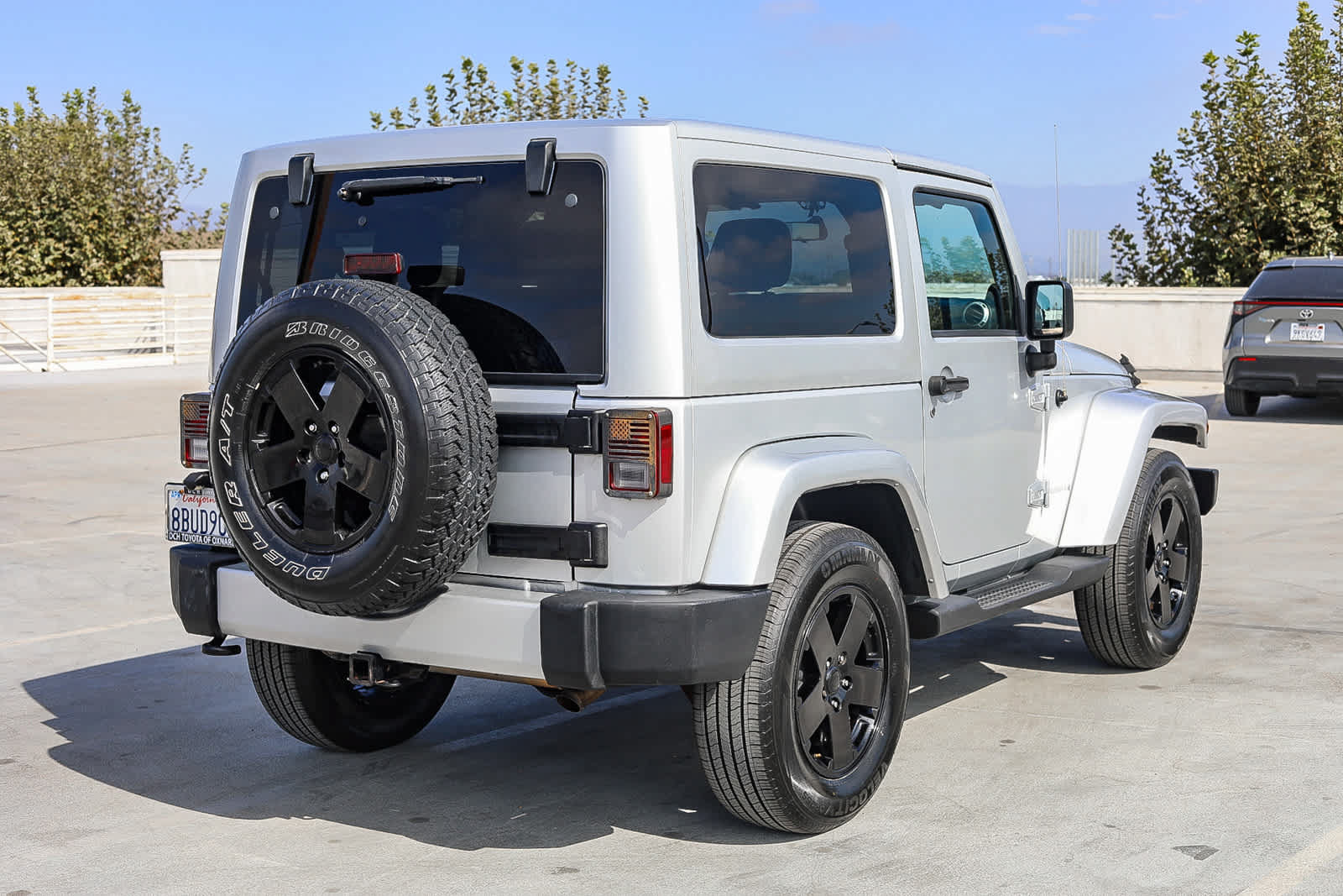 Used 2012 Jeep Wrangler Sahara w/ Connectivity Group AWD/4WD image 5