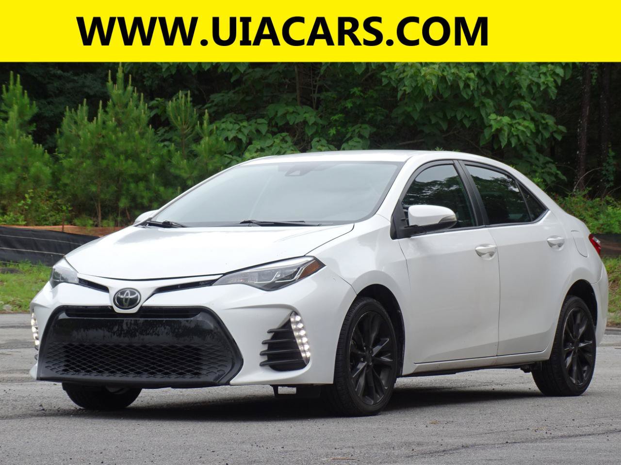 Used 2019 Toyota Corolla SE FWD image 2