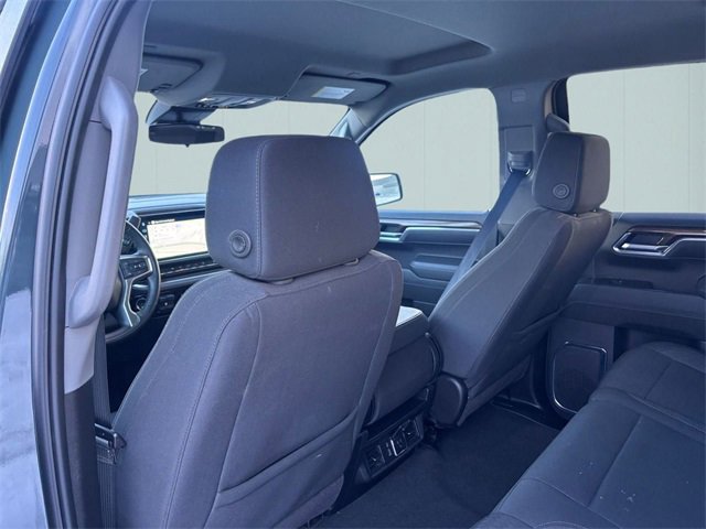 Used 2025 Chevrolet Silverado 1500 LT image 40