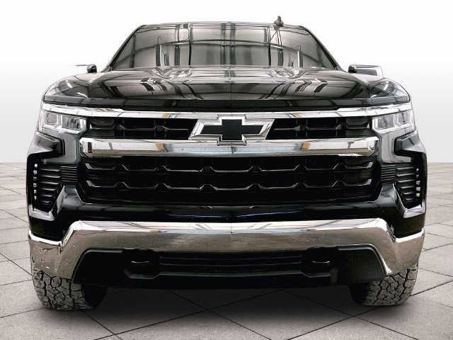 Used 2022 Chevrolet Silverado 1500 LT AWD/4WD image 4