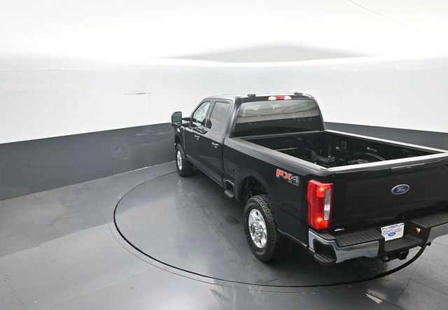 New 2026 Ford F350 XLT w/ FX4 Off-Road Package AWD/4WD image 26