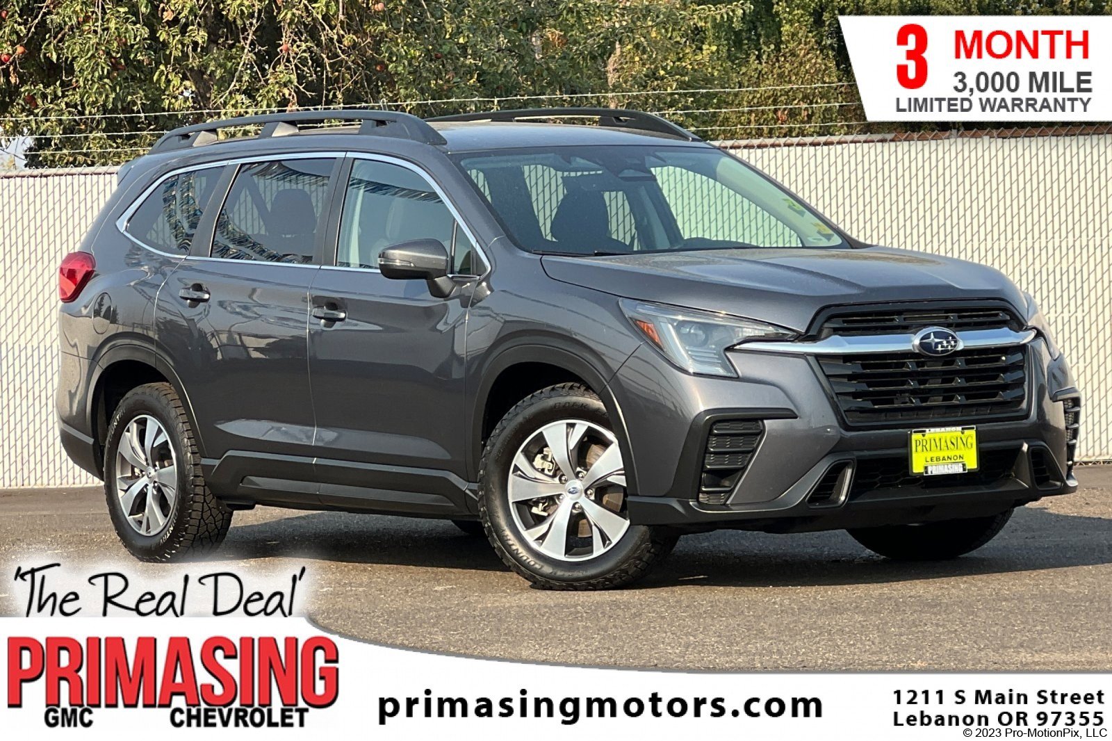 Used 2023 Subaru Ascent Premium w/ Convenience Package image 1