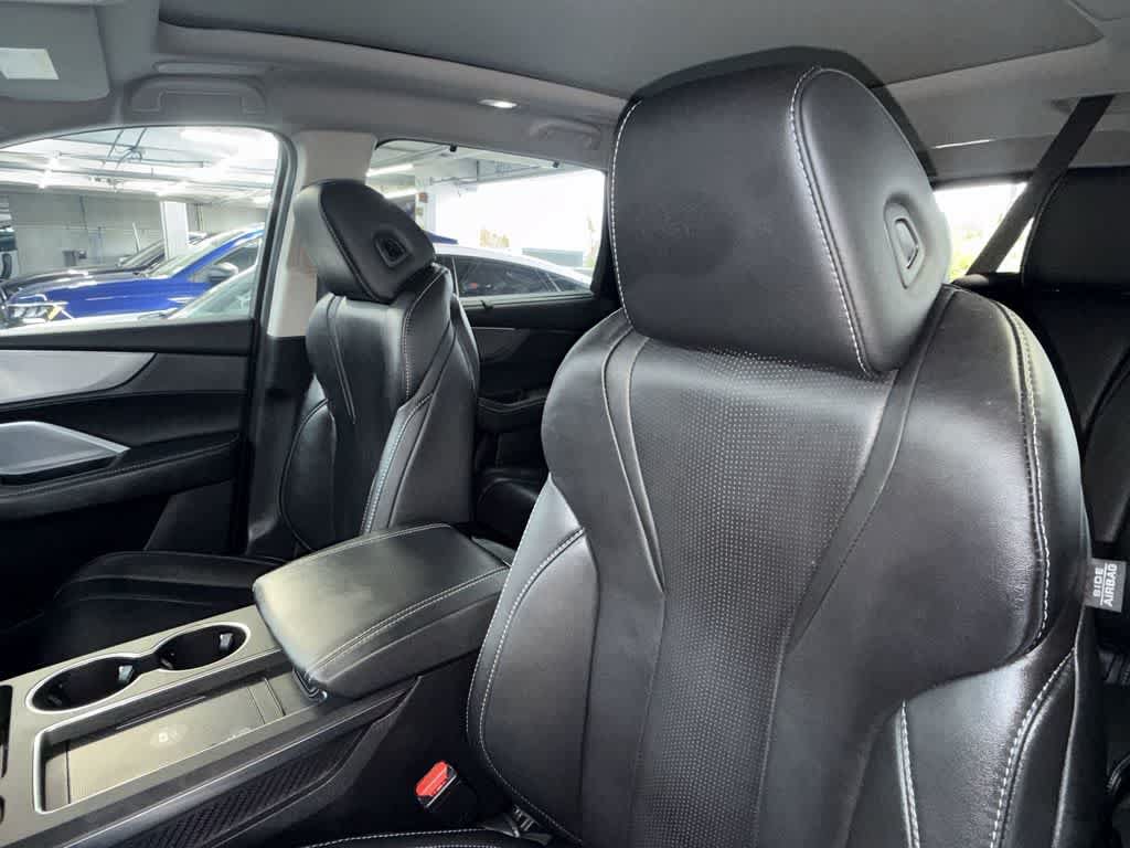 Certified 2025 Acura MDX FWD w/ Technology Package image 14
