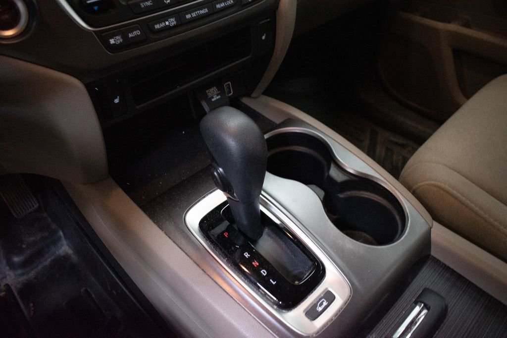 Used 2020 Honda Pilot EX image 18