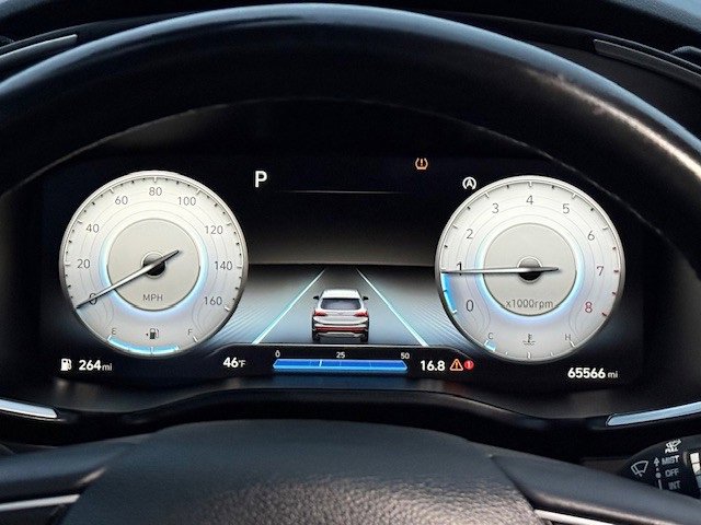 Certified 2023 Hyundai Santa Fe SEL w/ Premium Package image 29