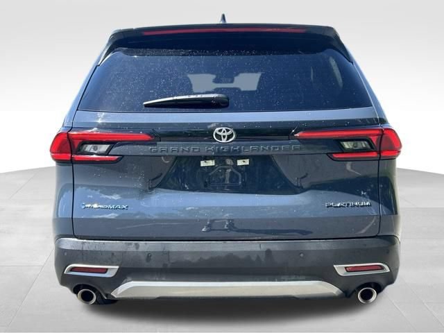 Used 2024 Toyota Grand Highlander AWD Hybrid image 4