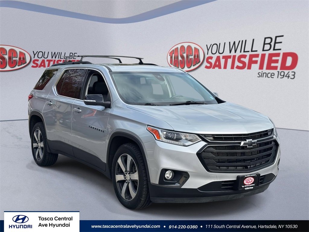 Used 2021 Chevrolet Traverse LT w/ LT Premium Package