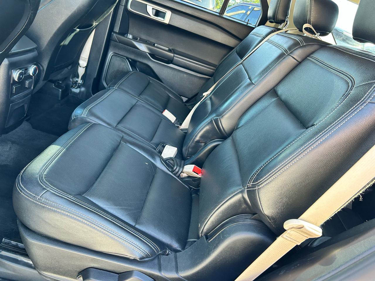 Used 2020 Ford Explorer 2WD image 15