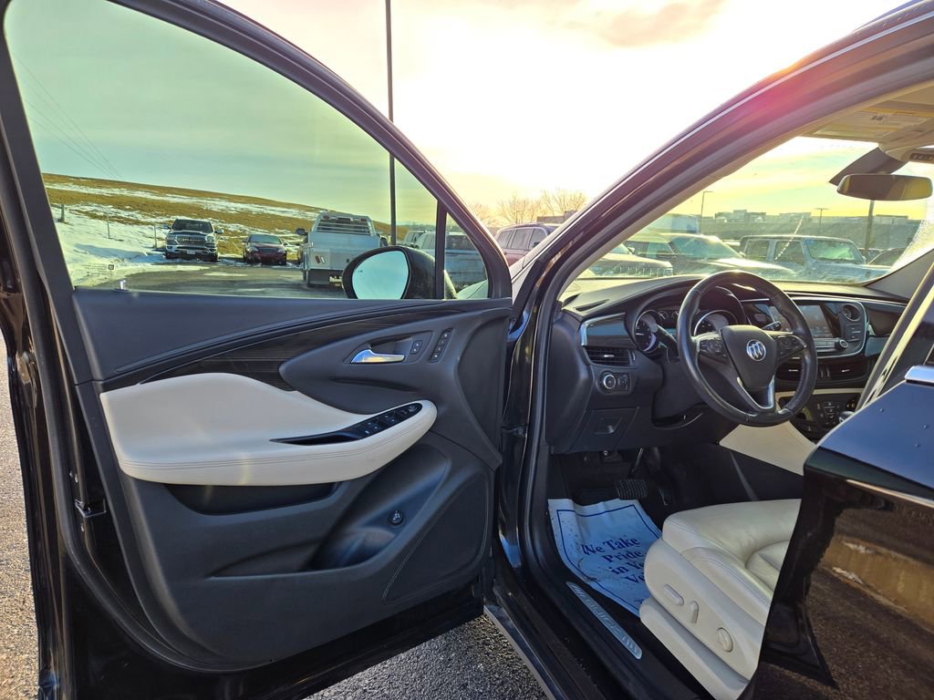 Used 2019 Buick Envision Essence image 11