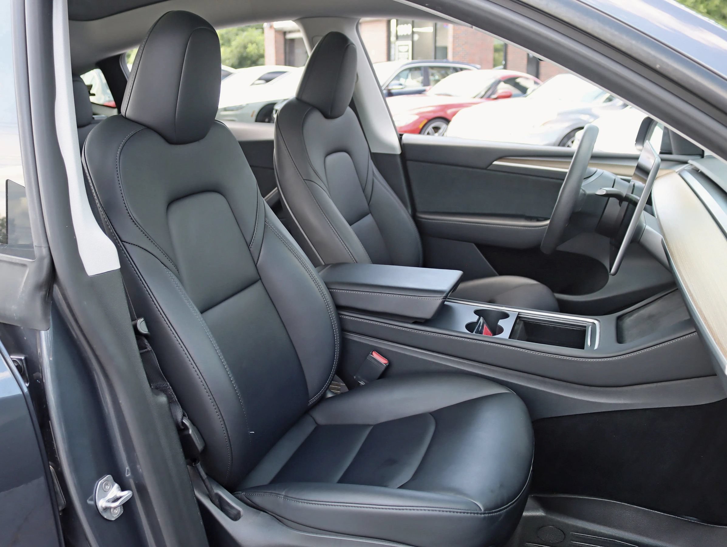 Used 2023 Tesla Model Y Long Range AWD/4WD image 29