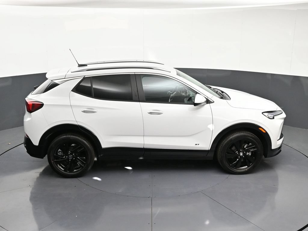 Certified 2026 Buick Encore GX Sport Touring AWD/4WD image 21