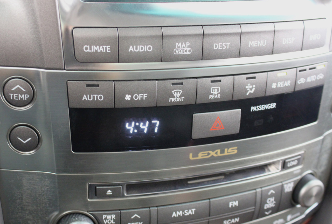 Used 2009 Lexus LX 570 4WD image 63