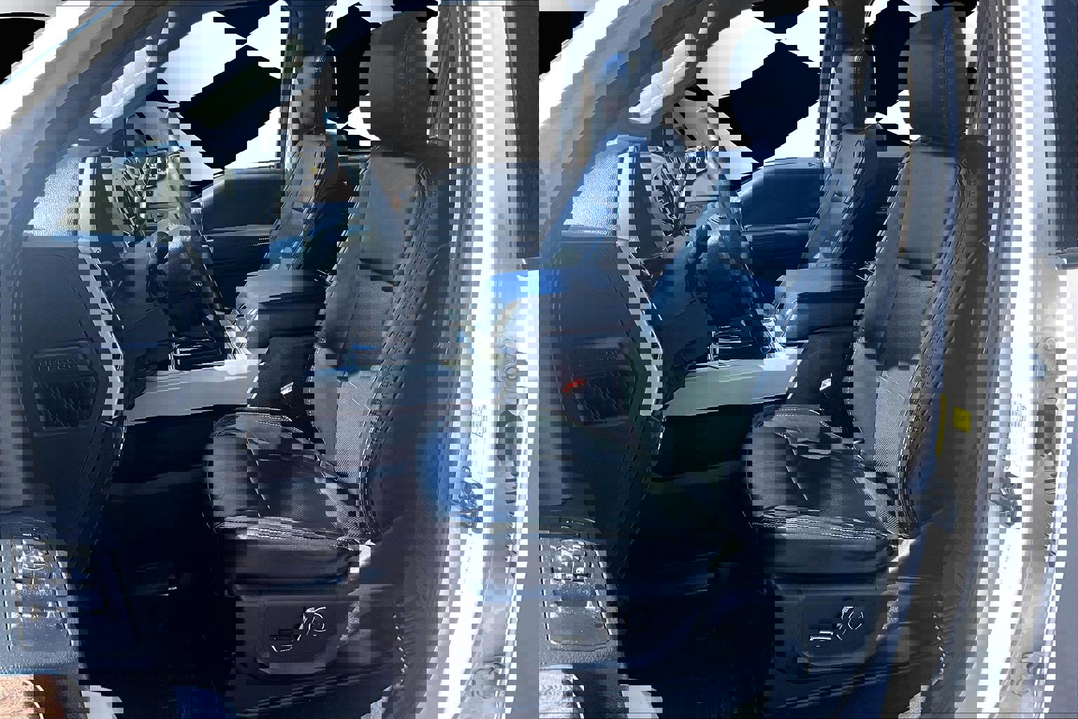 Certified 2019 Ford F250 Lariat image 25